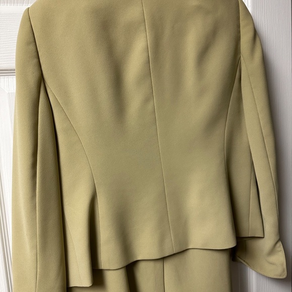 Kasper suit - Picture 2 of 3